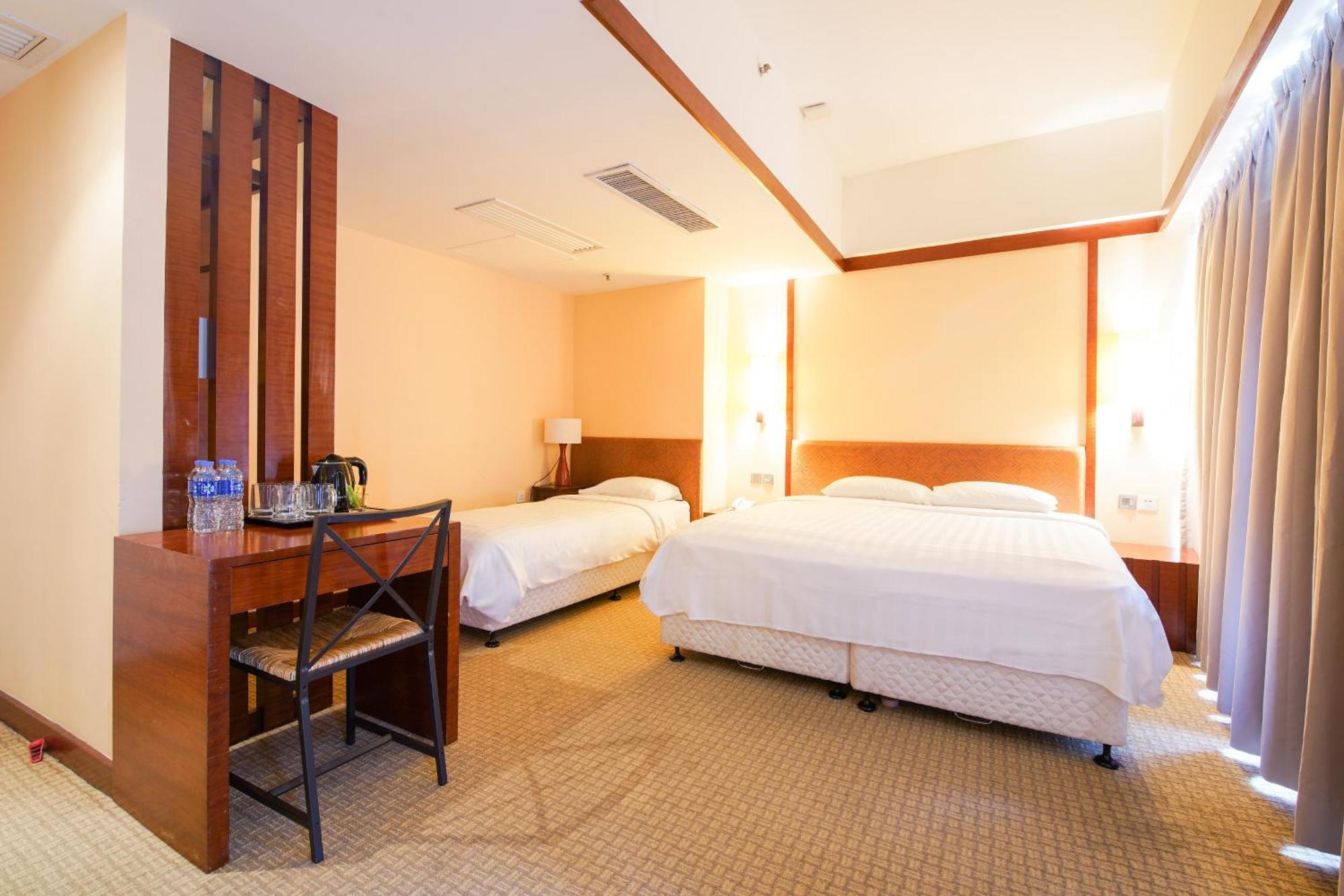 Warwick Hotel Cheung Chau Hong Kong Bagian luar foto