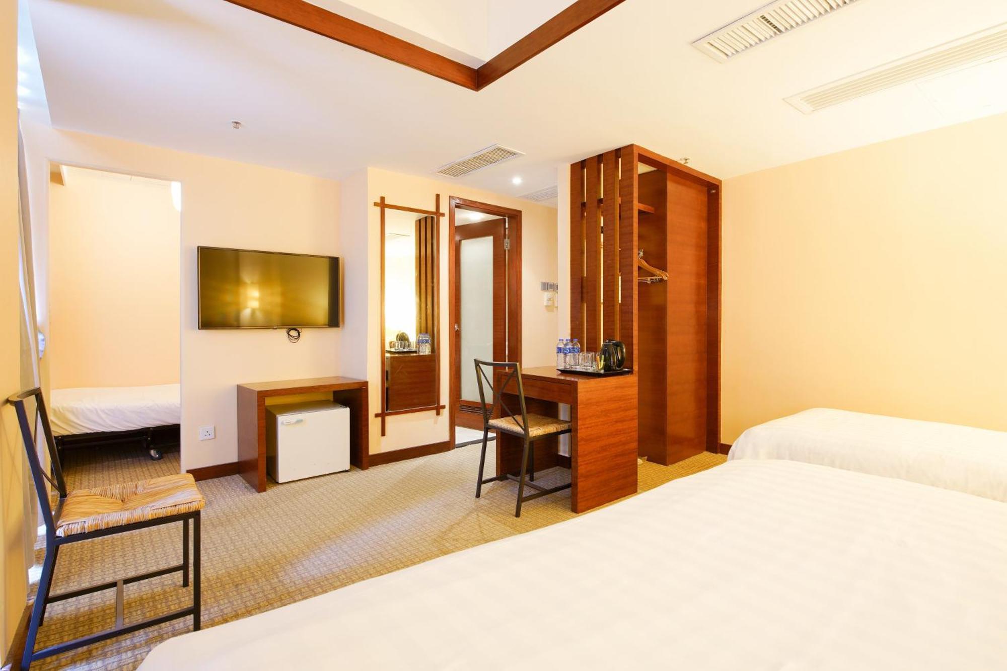Warwick Hotel Cheung Chau Hong Kong Bagian luar foto